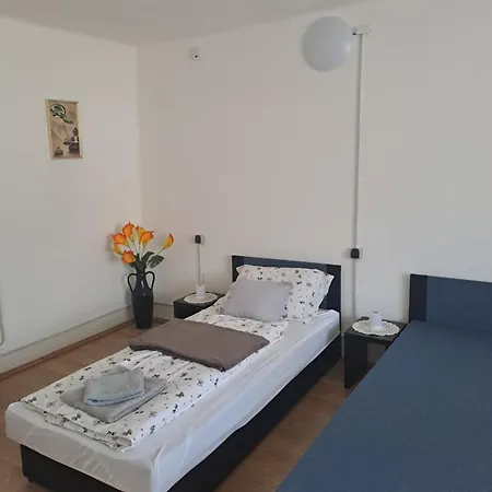 Tourist Apartament *
